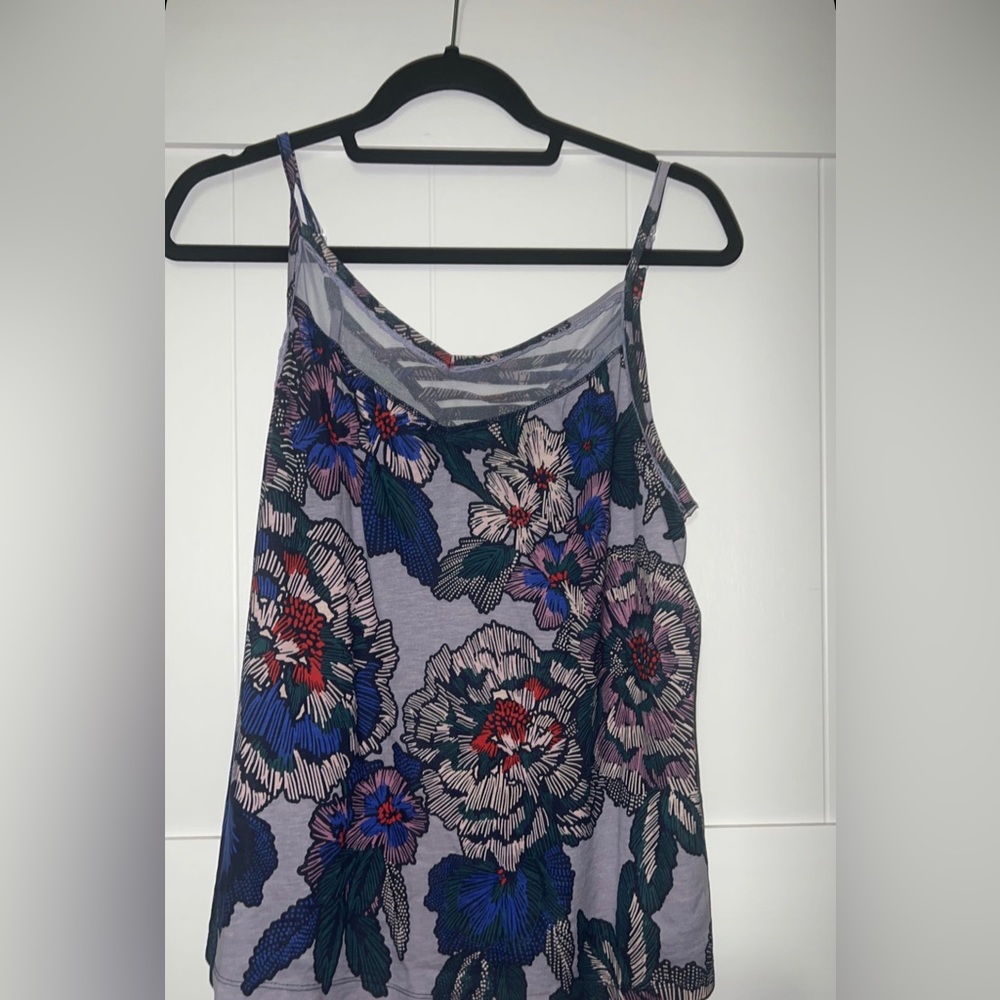 Maurice’s tanktop